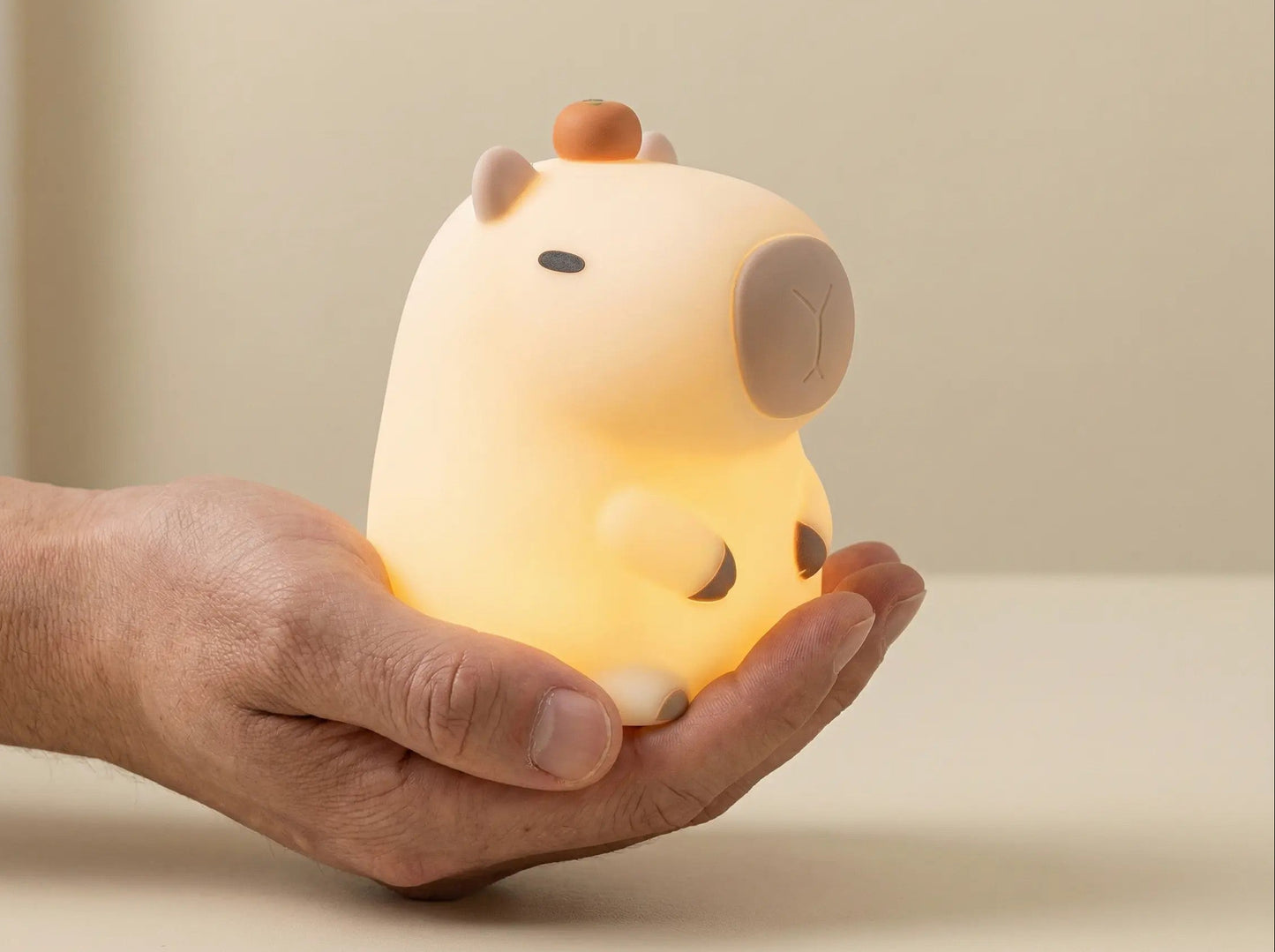 Lámpara Capibara LED Recargable 🐾 Luz Nocturna Suave Carpincho