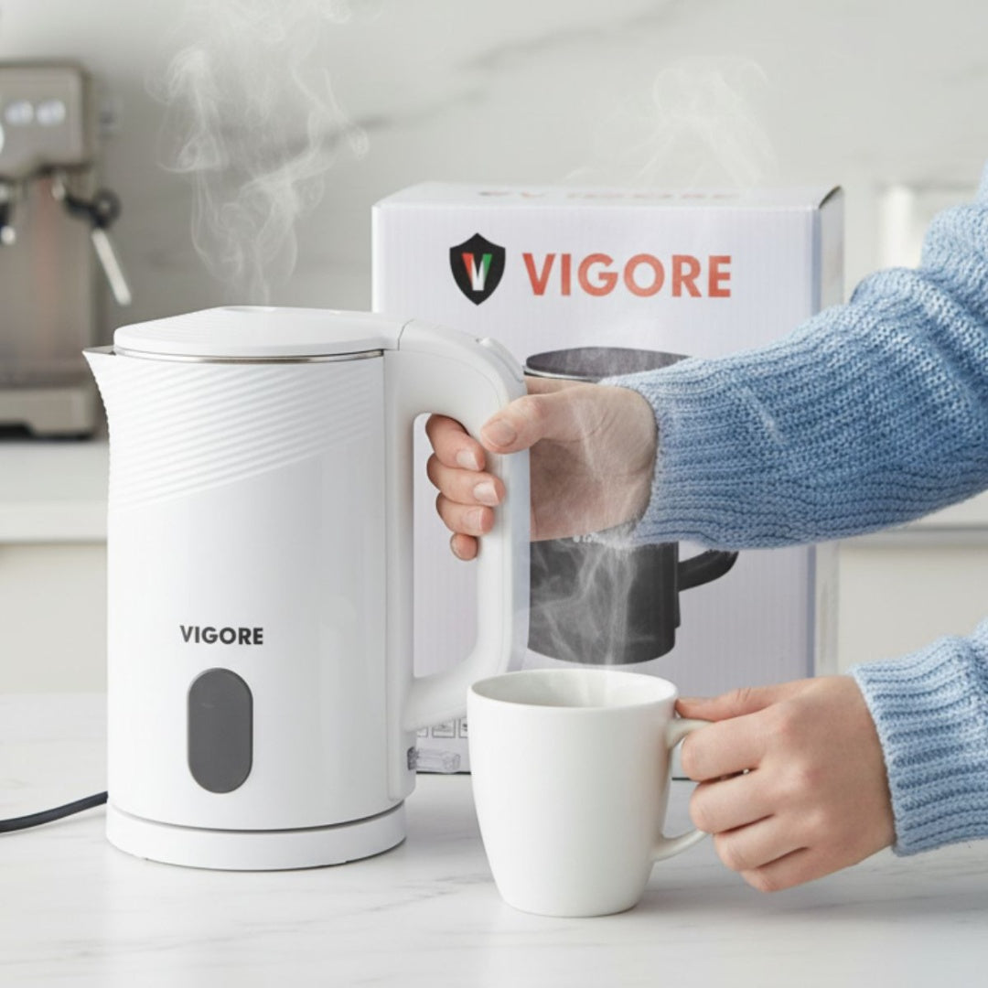 Jarra Eléctrica Vigore 2.3L - Hervidor con Corte Automático (Blanco / Negro)
