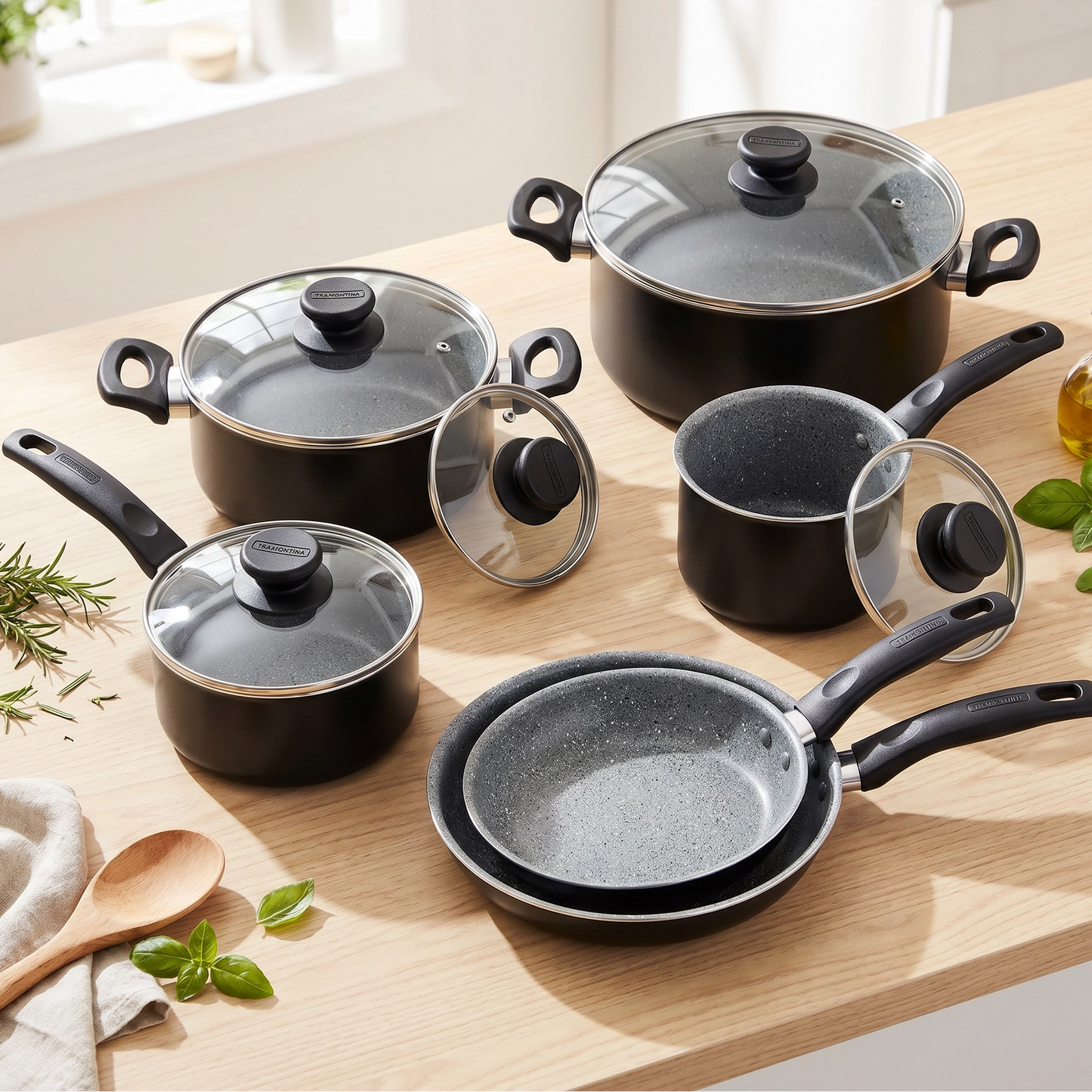 Juego de Batería de Cocina Tramontina Linz Negro - Set de 9 Piezas con Antiadherente Starflon Max